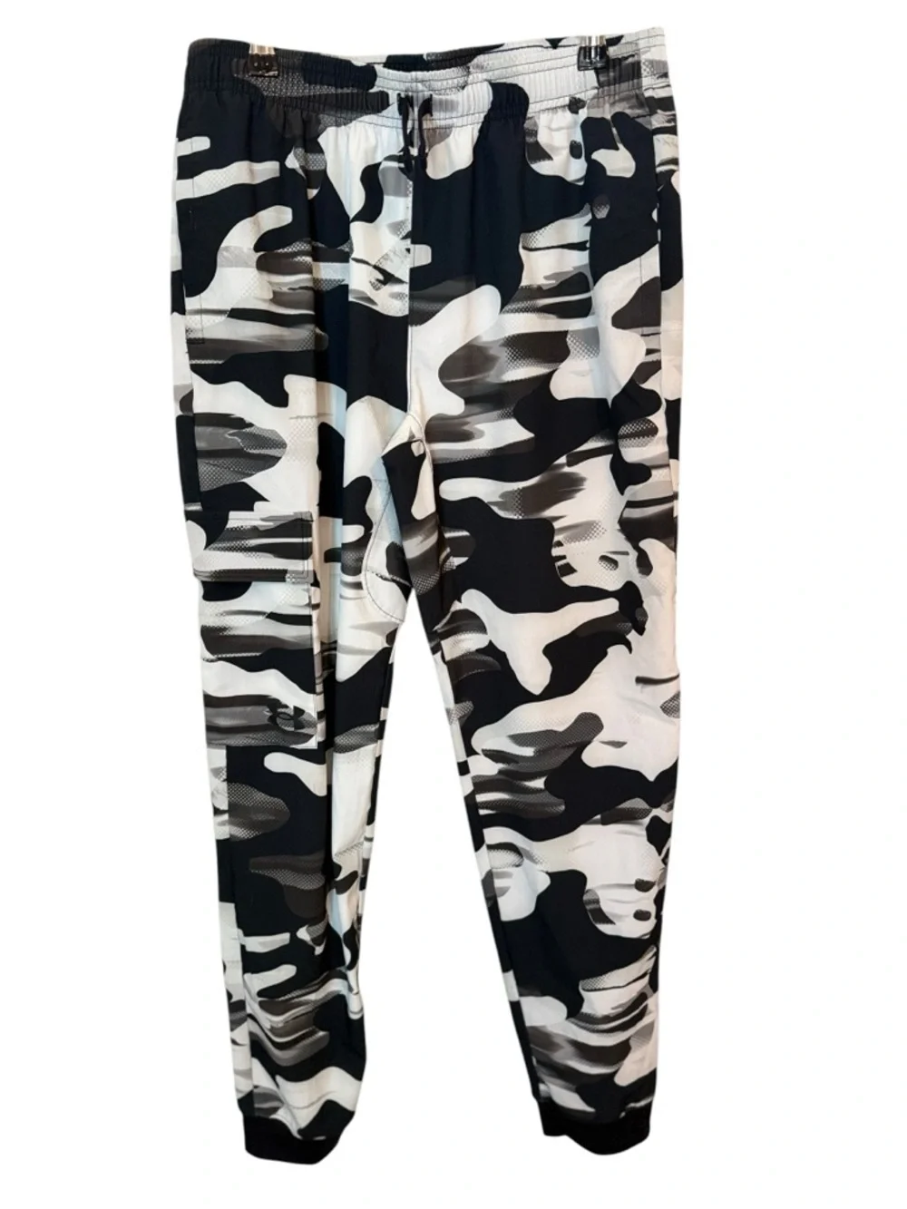 Under Armour Youth YXL Black Gray Camo Jogger Pants Athletic Stretch Cargo